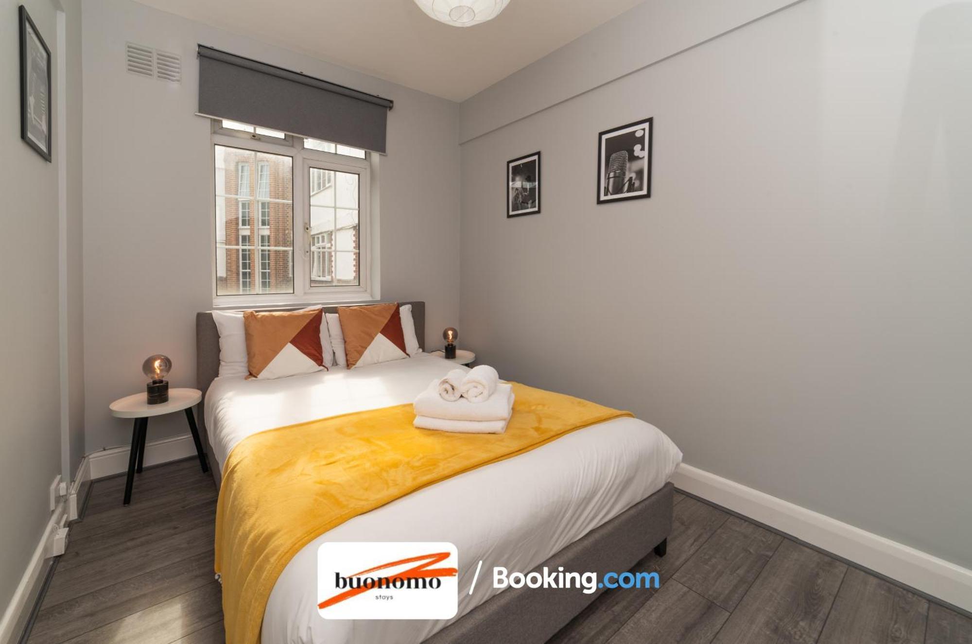 Two Bedroom Apartment By Buonomo Stays Short Lets & Serviced Accommodation With Balcony London Eksteriør billede